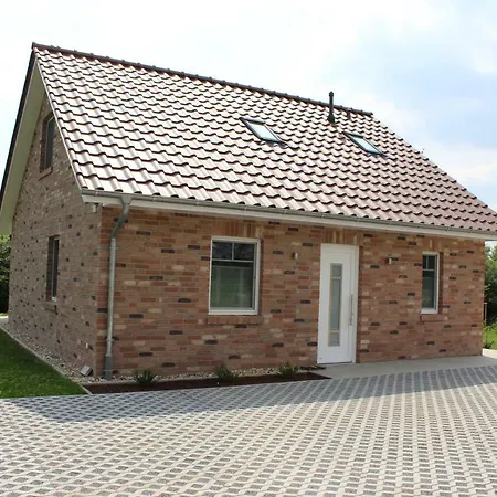 Holiday home Haus Kornblume Oberlangen