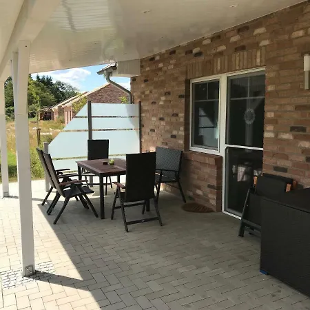 Haus Kornblume Holiday home Oberlangen